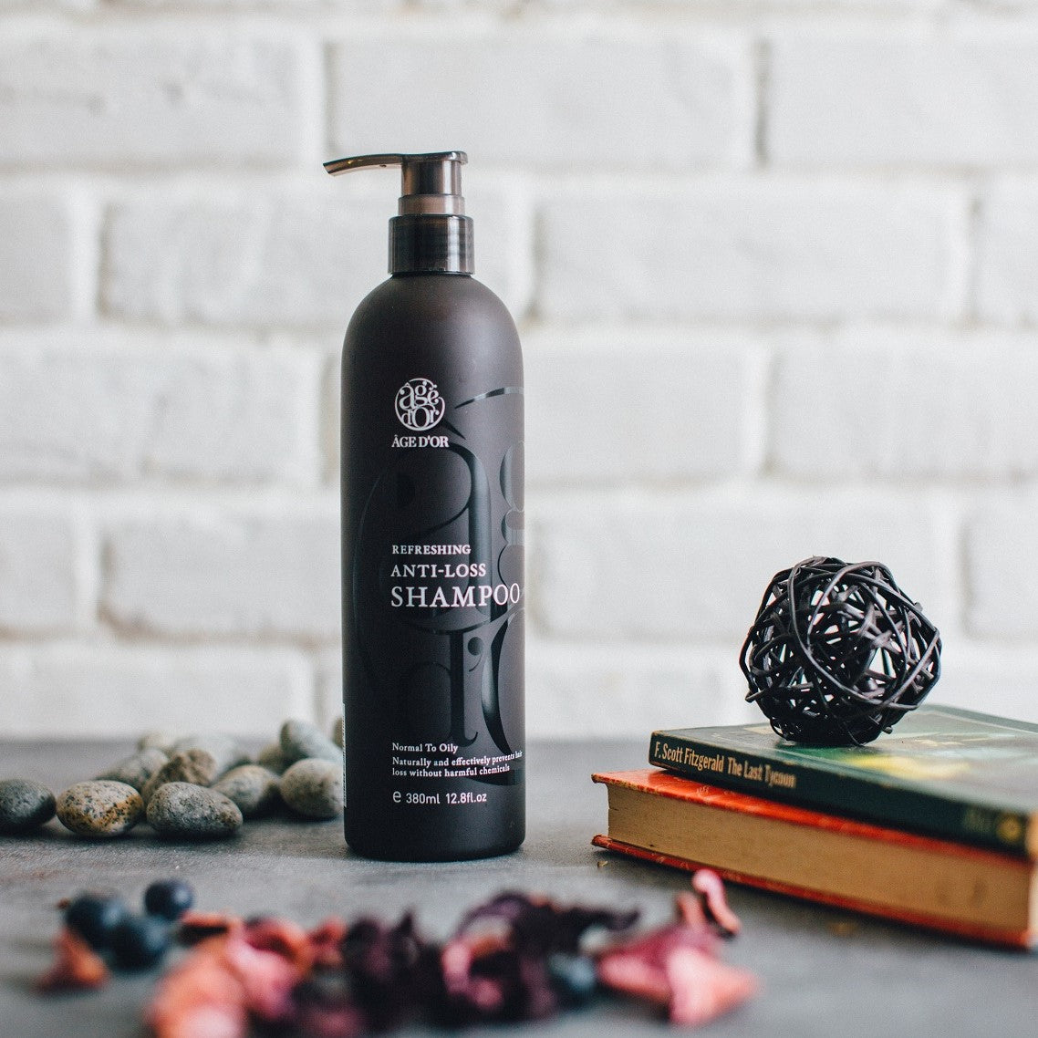 固髮清潔露 (中/油性頭皮適用)｜去油去屑